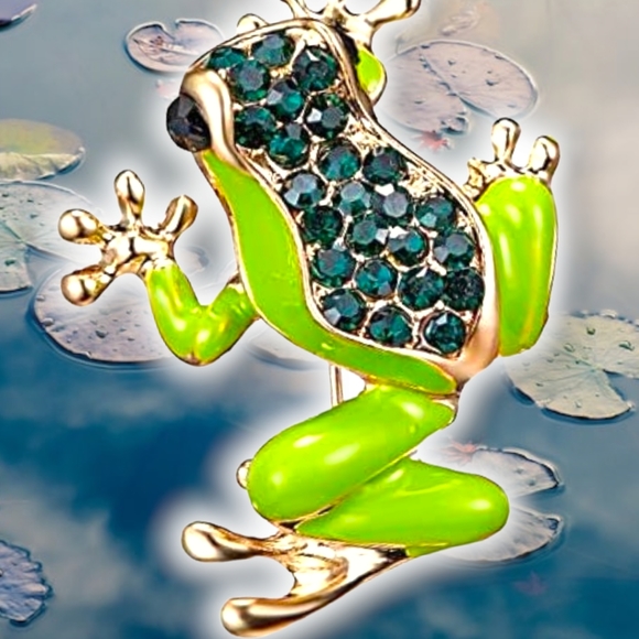 Gold plated green crystal frog brooch - Picture 9 of 13